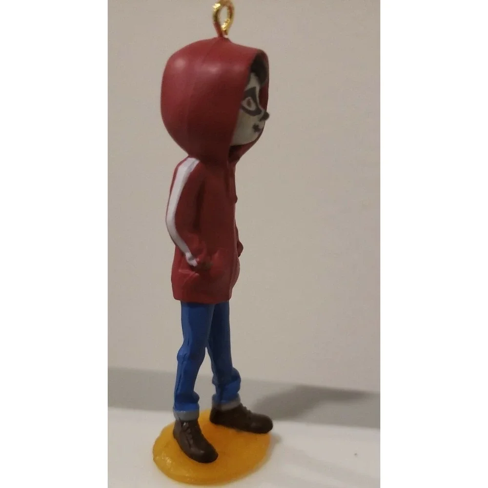 MIGUEL LAND OF THE‎ DEAD from Coco Figurine Holiday Christmas Tree Ornament C-16